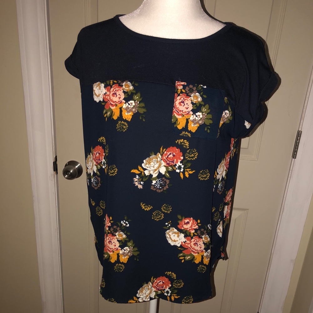 Mason & Belle Floral Top